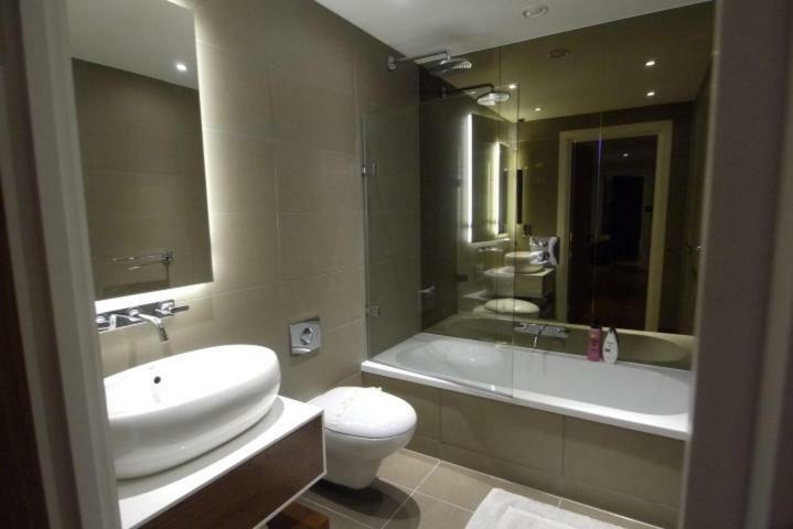 One Commercial Street Apartment ลอนดอน ภายนอก รูปภาพ